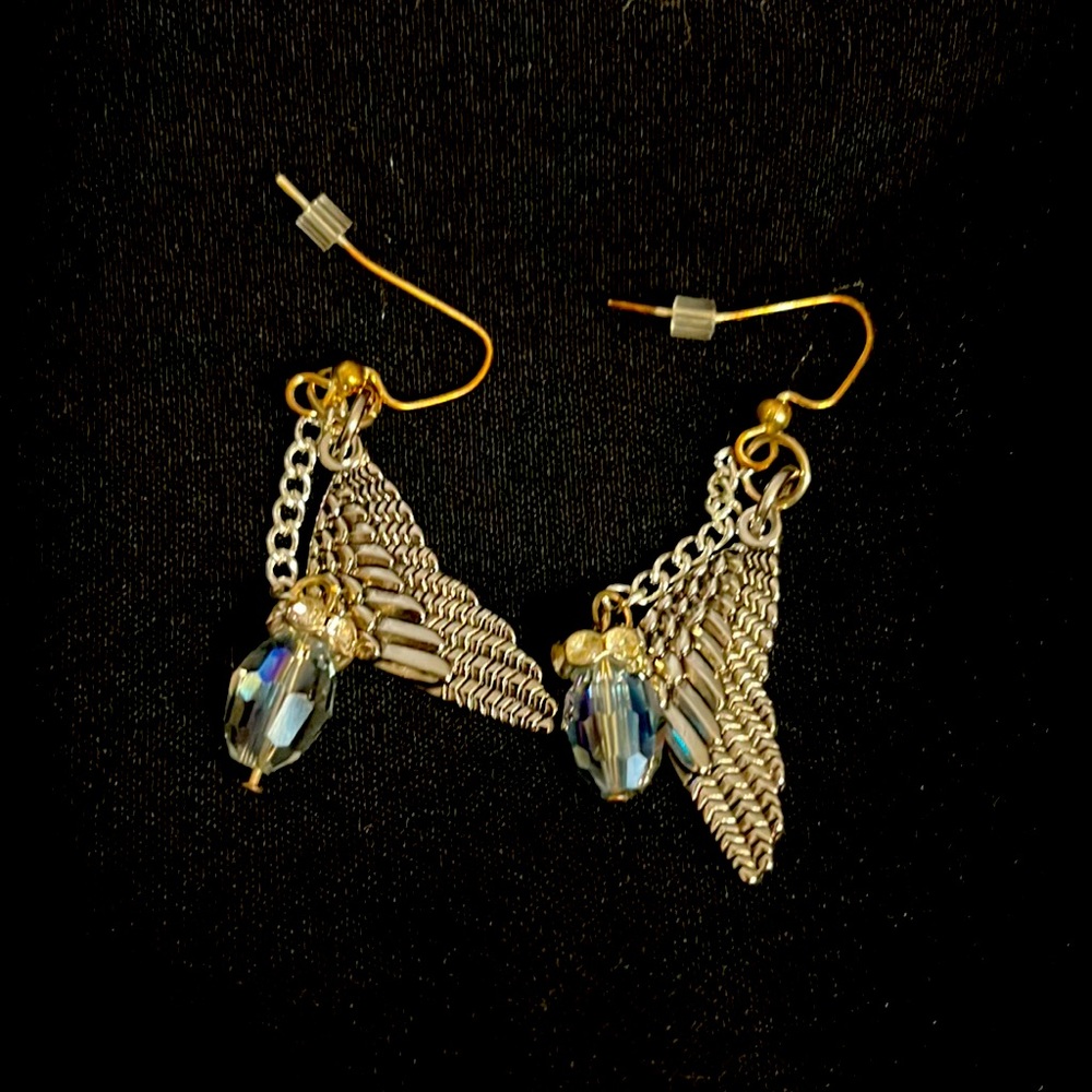 New beautiful drop crystal & wing earrings